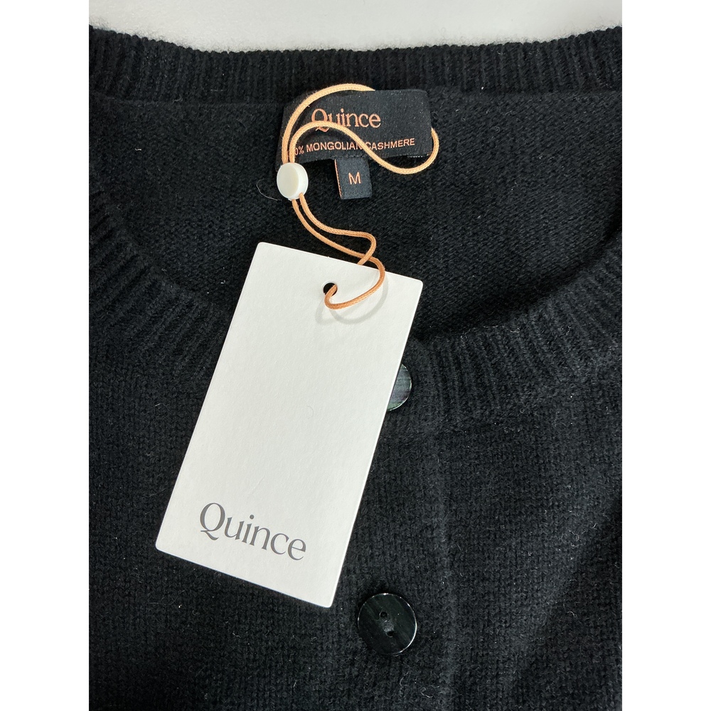 Mongolian Cashmere Cropped Crewneck Cardigan - Picture 4 of 4